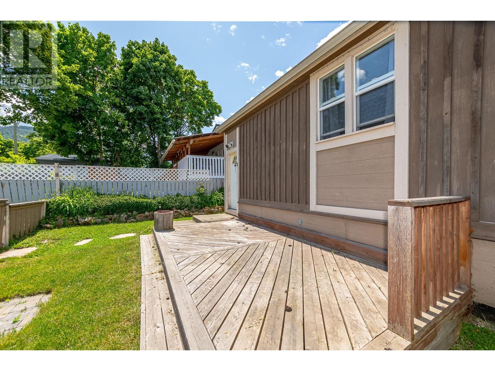 Photo 36 of 150 1 Street Se, Salmon Arm BC