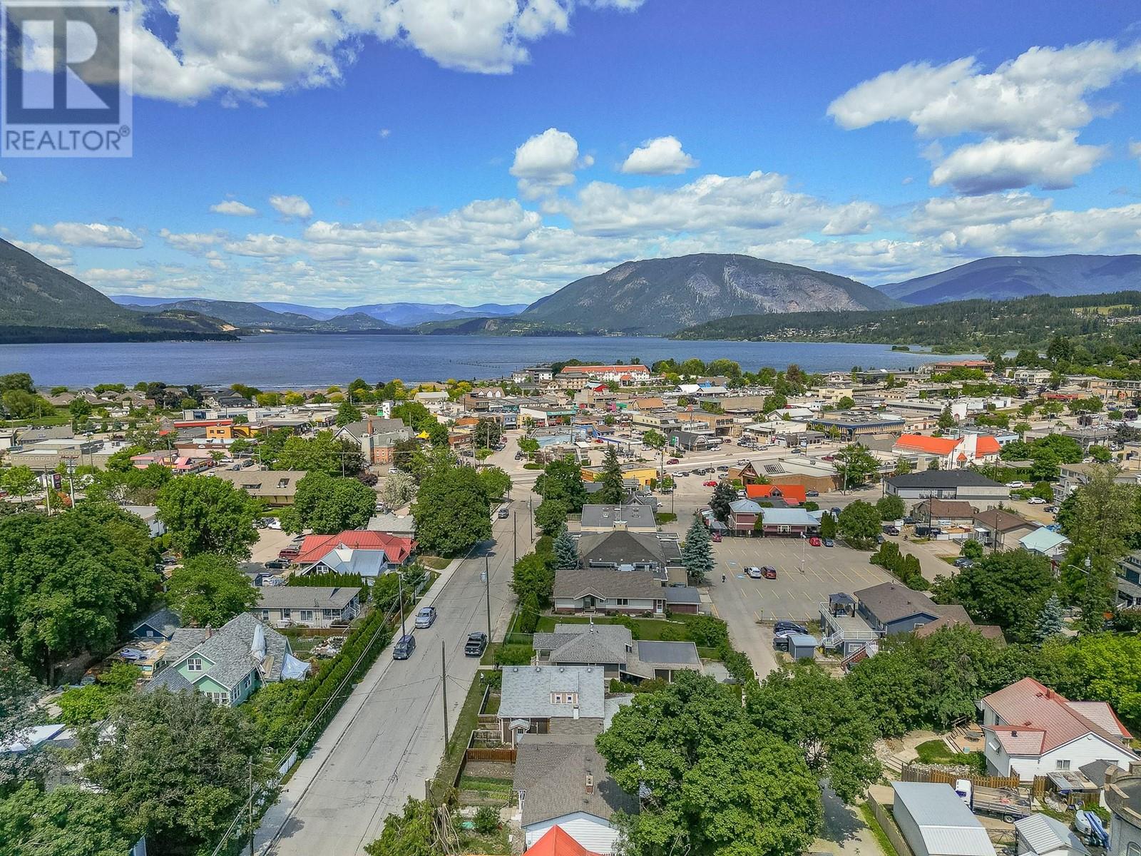 Photo 21 of 150 1 Street Se, Salmon Arm BC