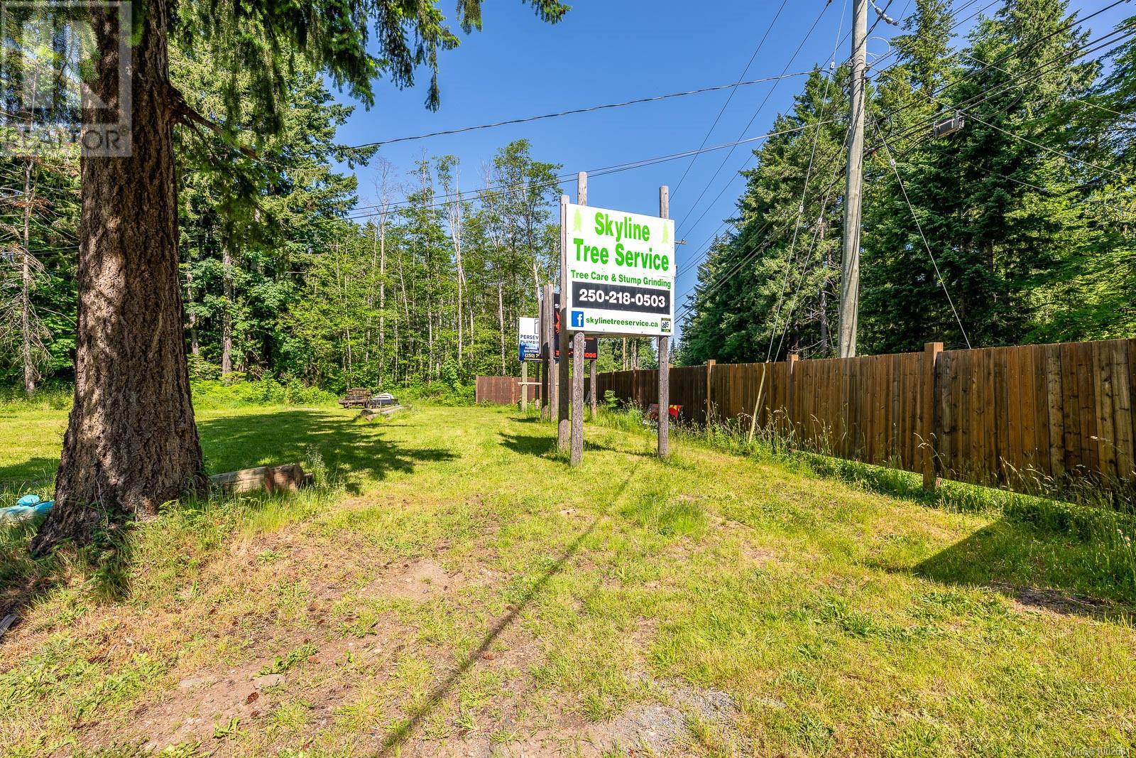 Photo 21 of 4399 Island Hwy S, Courtenay BC