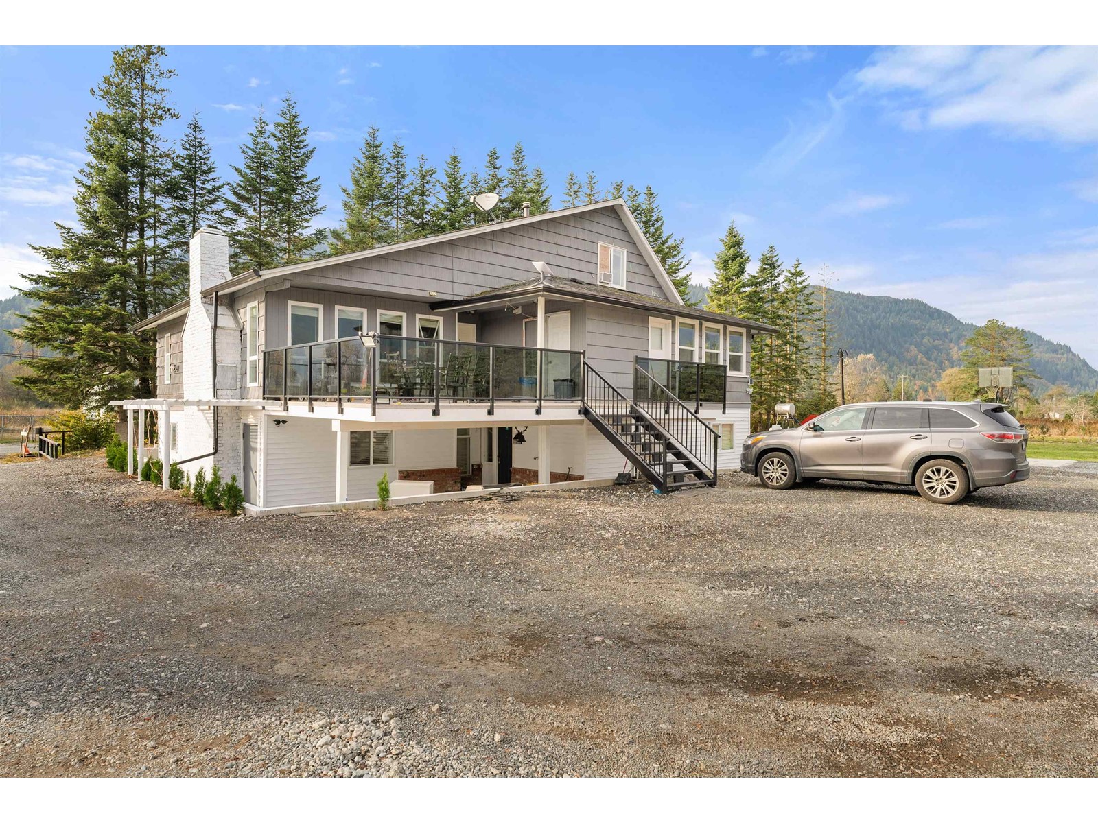 Photo 4 of 11186 Farms Road, Mission BC