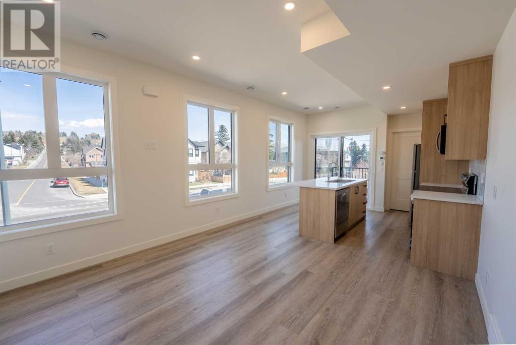 Single Family House for Sale in  Bowness Road NW Montgomery Calgary 