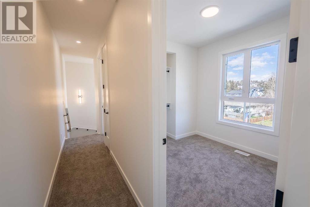 Single Family House for Sale in  Bowness Road NW Montgomery Calgary 