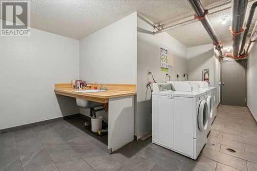 Single Family House for Sale in    Avenue SW Beltline Calgary 