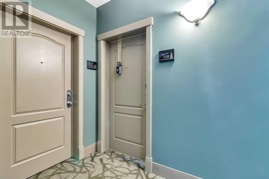 Single Family House for Sale in   Discovery Ridge Close SW Discovery Ridge Calgary 