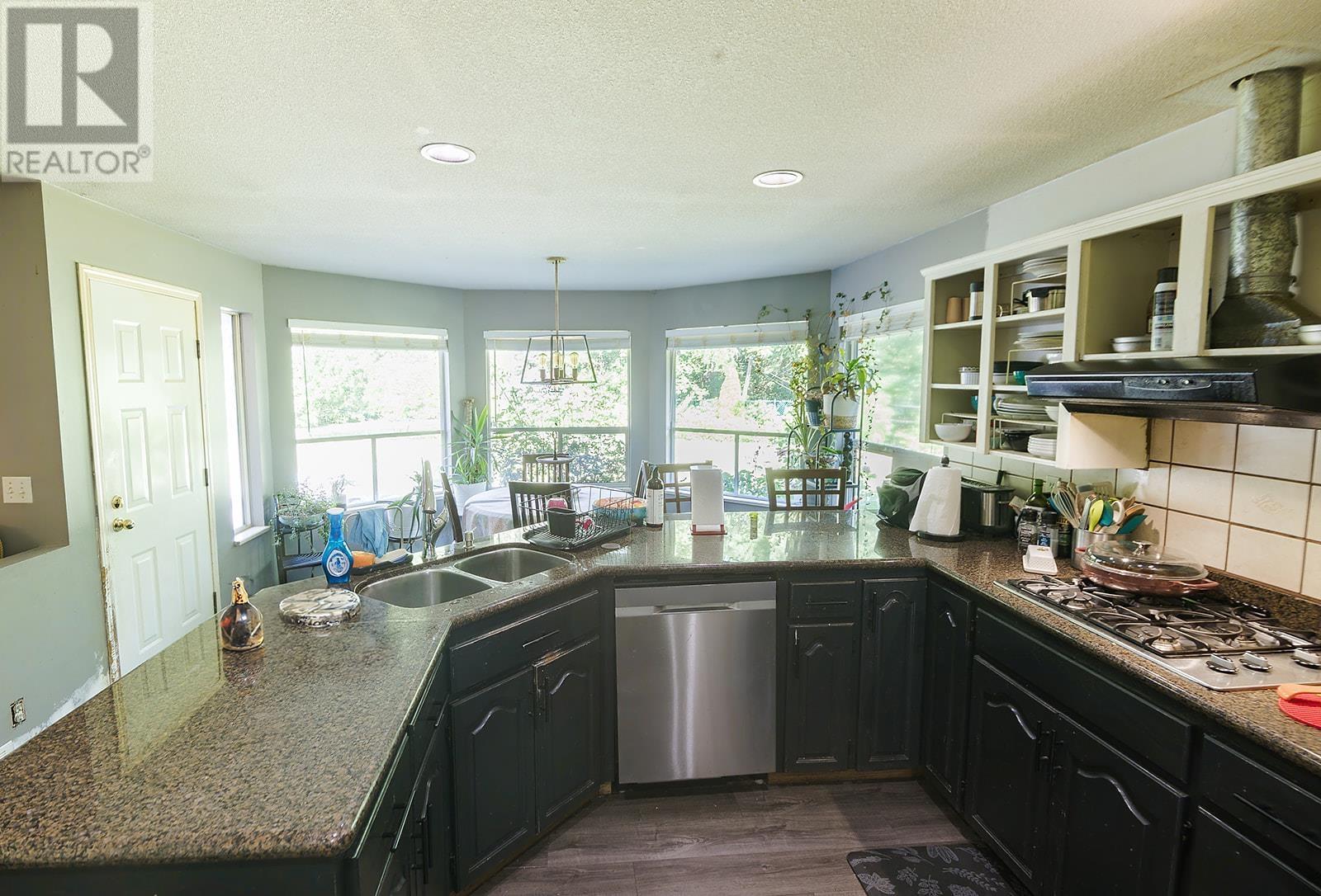 Photo 10 of 12486 256th Street, Maple Ridge BC