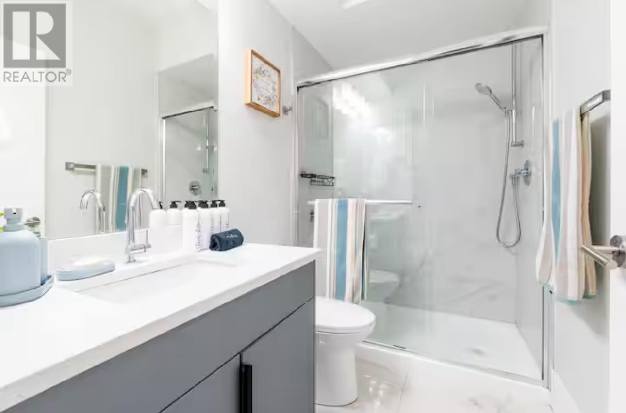 Photo 17 of 342 W 15th Street, North Vancouver BC