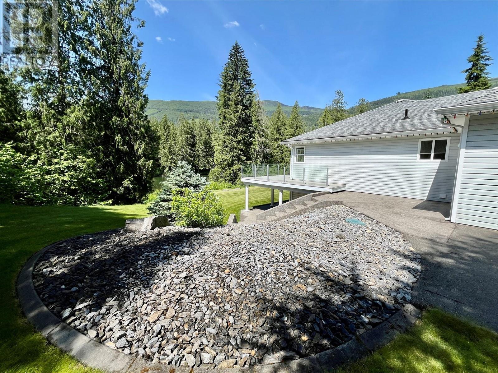 Photo 71 of 3850 Sommerville Husted Road, Malakwa BC