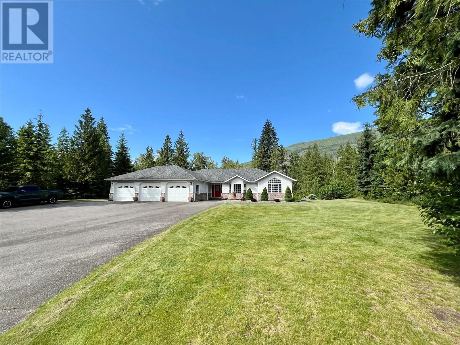 Photo 49 of 3850 Sommerville Husted Road, Malakwa BC