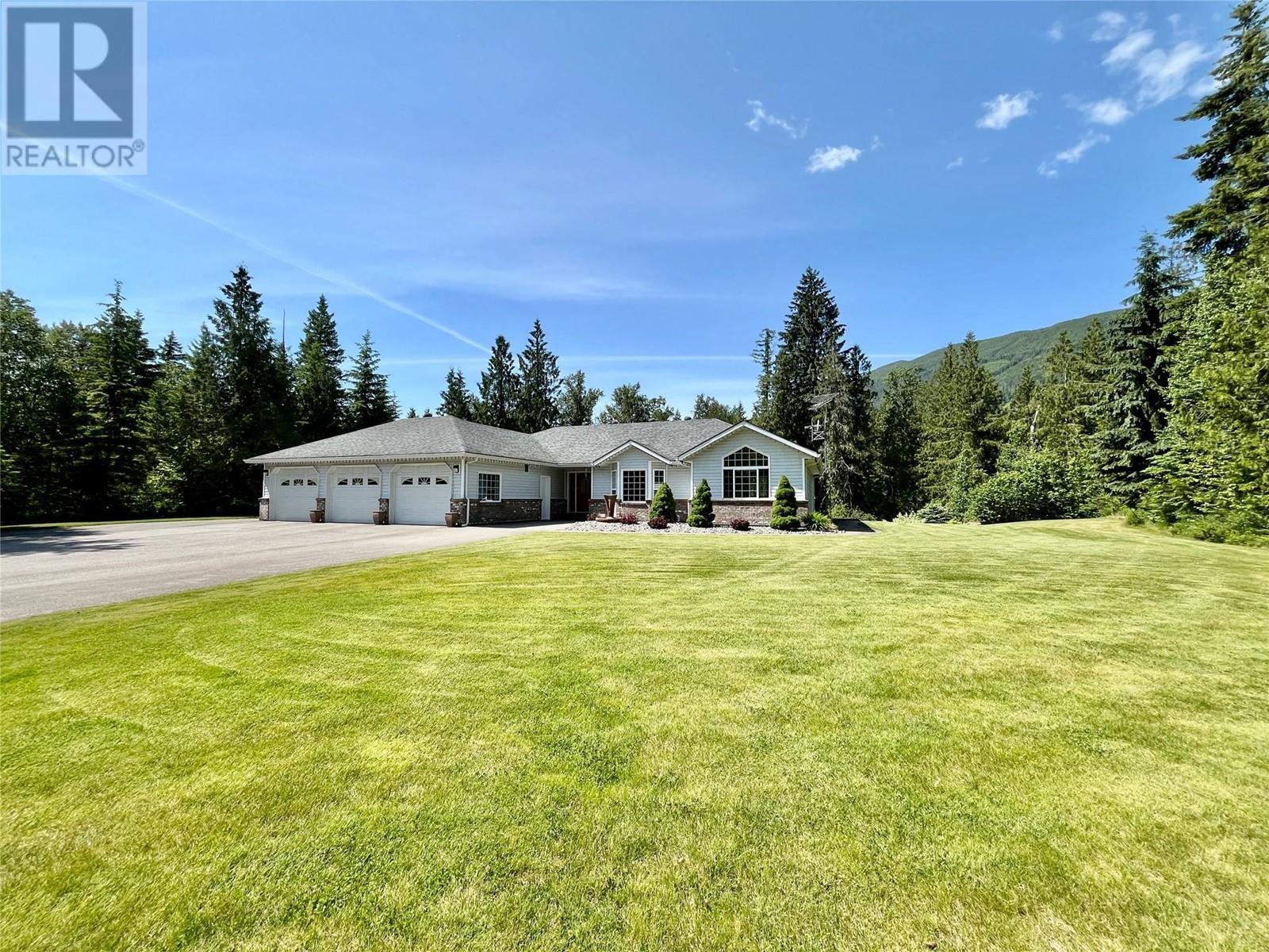 Photo 87 of 3850 Sommerville Husted Road, Malakwa BC