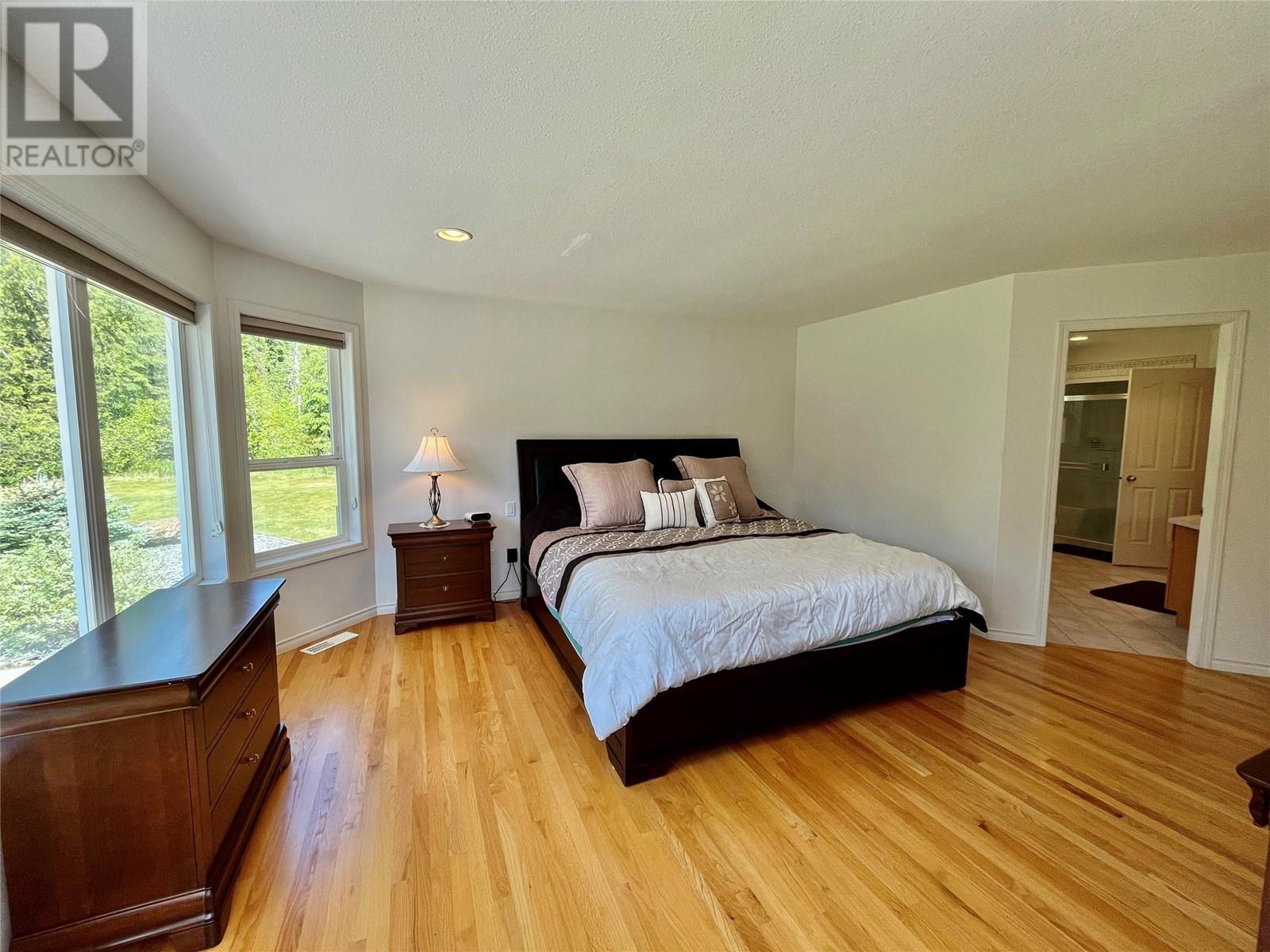 Photo 12 of 3850 Sommerville Husted Road, Malakwa BC