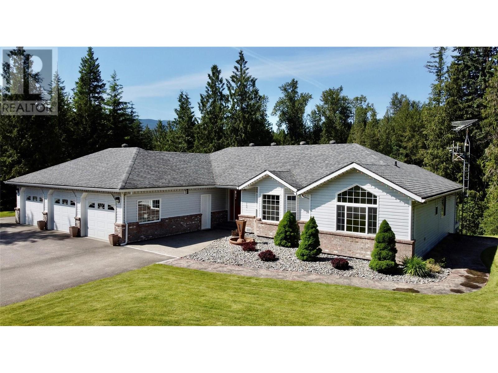 Photo 38 of 3850 Sommerville Husted Road, Malakwa BC