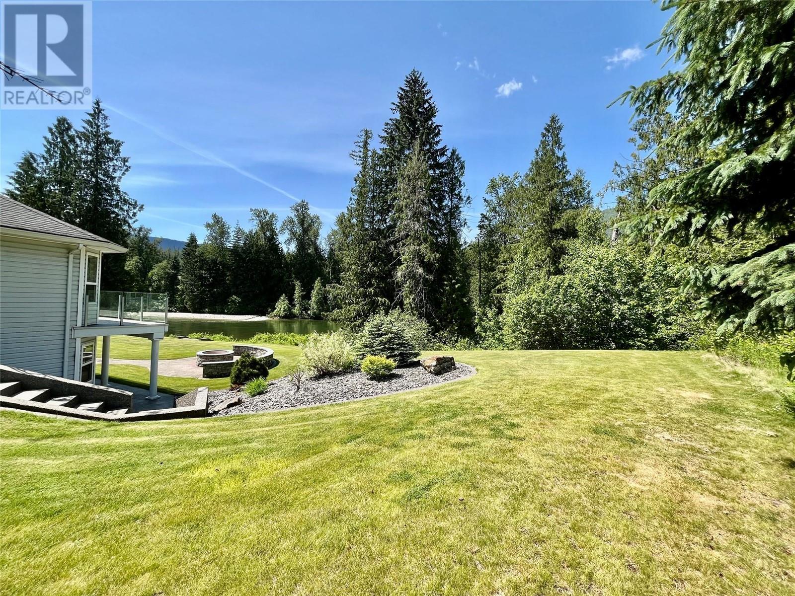Photo 63 of 3850 Sommerville Husted Road, Malakwa BC