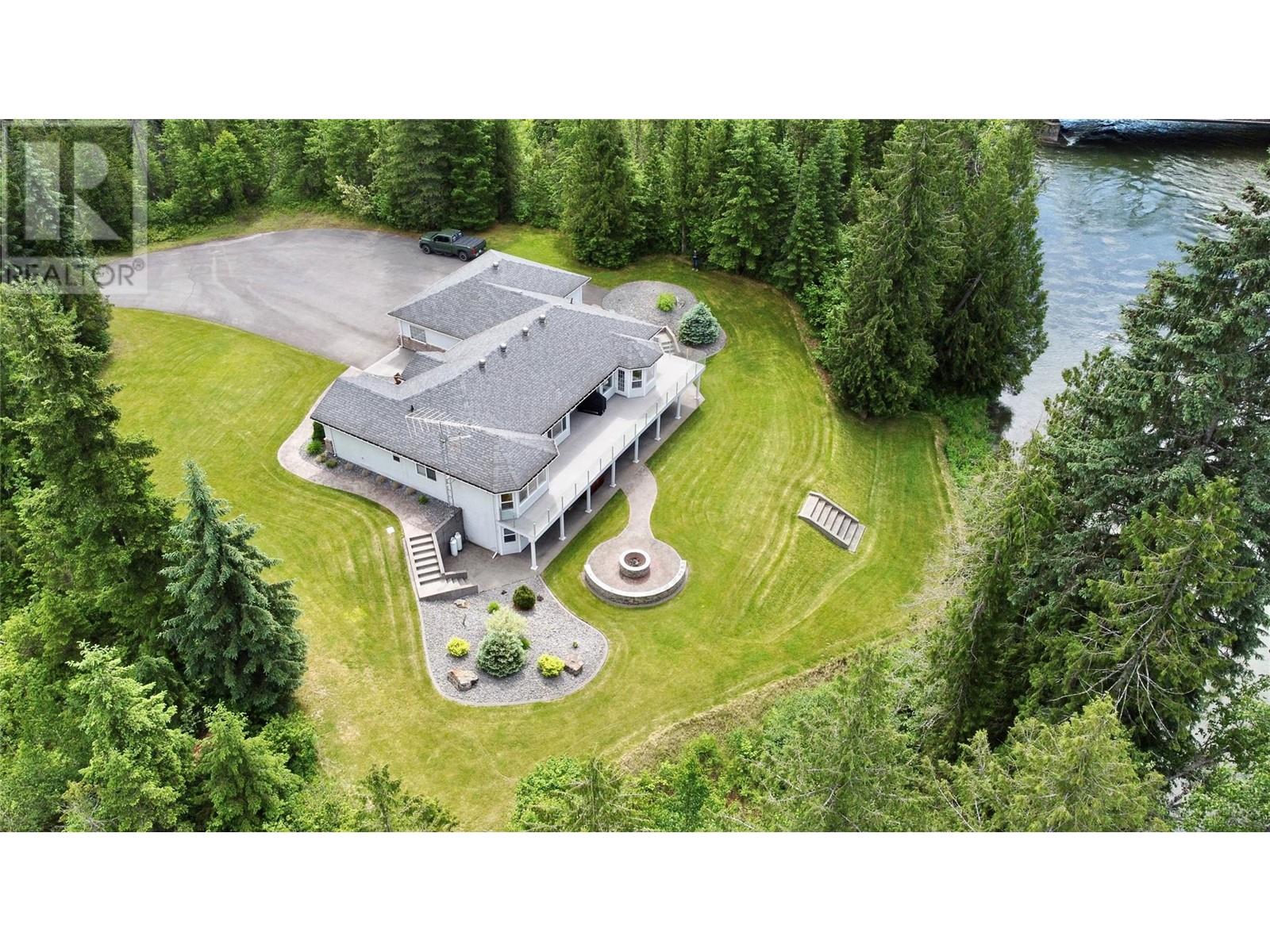 Photo 76 of 3850 Sommerville Husted Road, Malakwa BC
