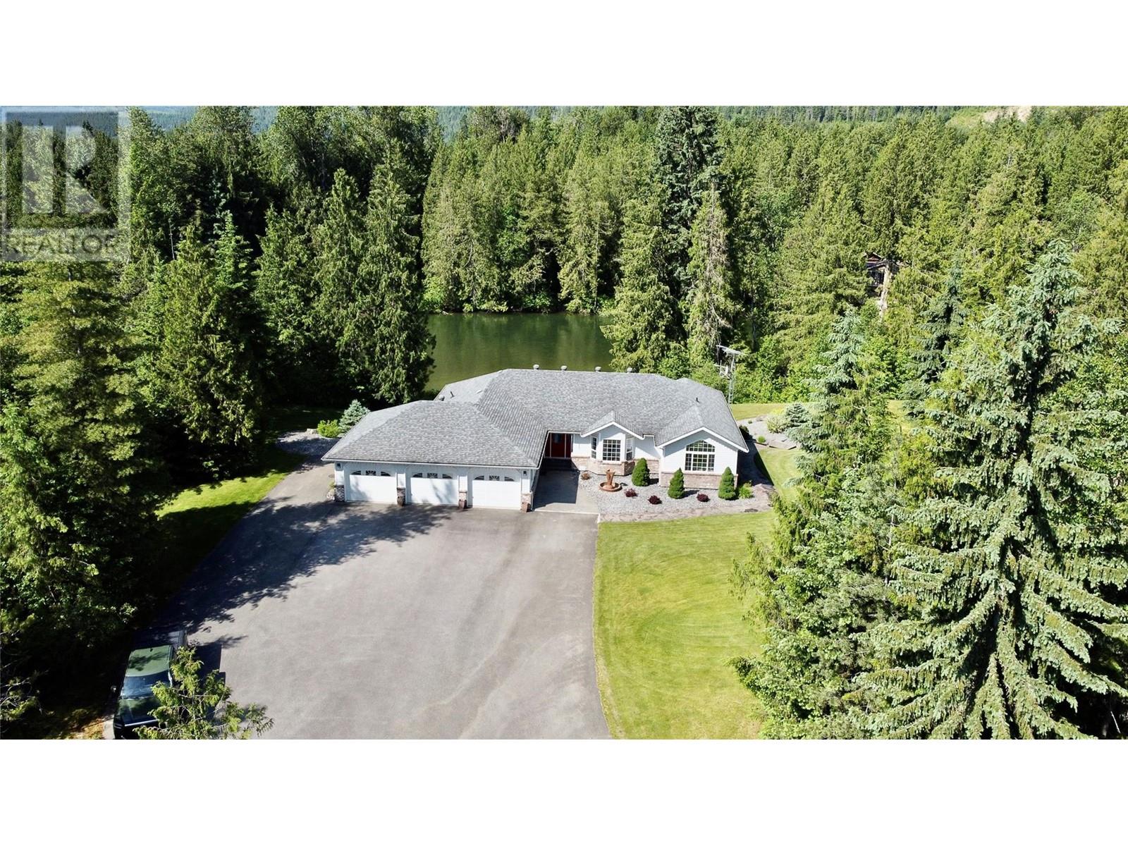 Photo 36 of 3850 Sommerville Husted Road, Malakwa BC