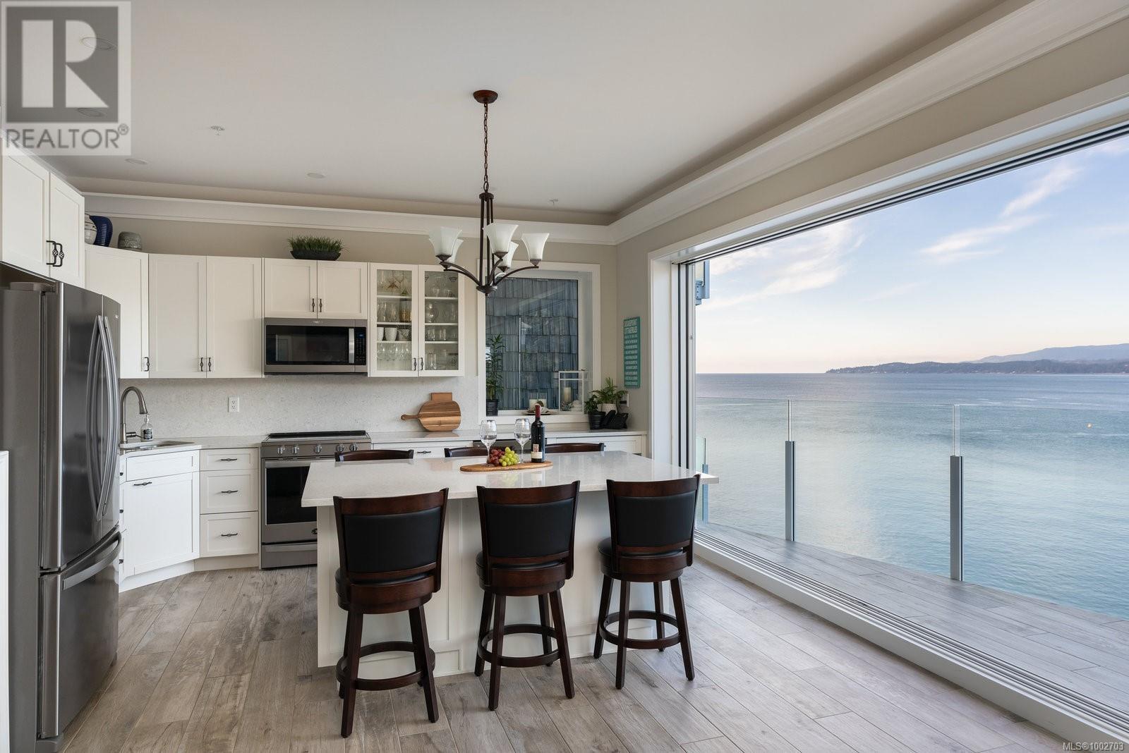 6B 1000 SookePoint Pl, Sooke