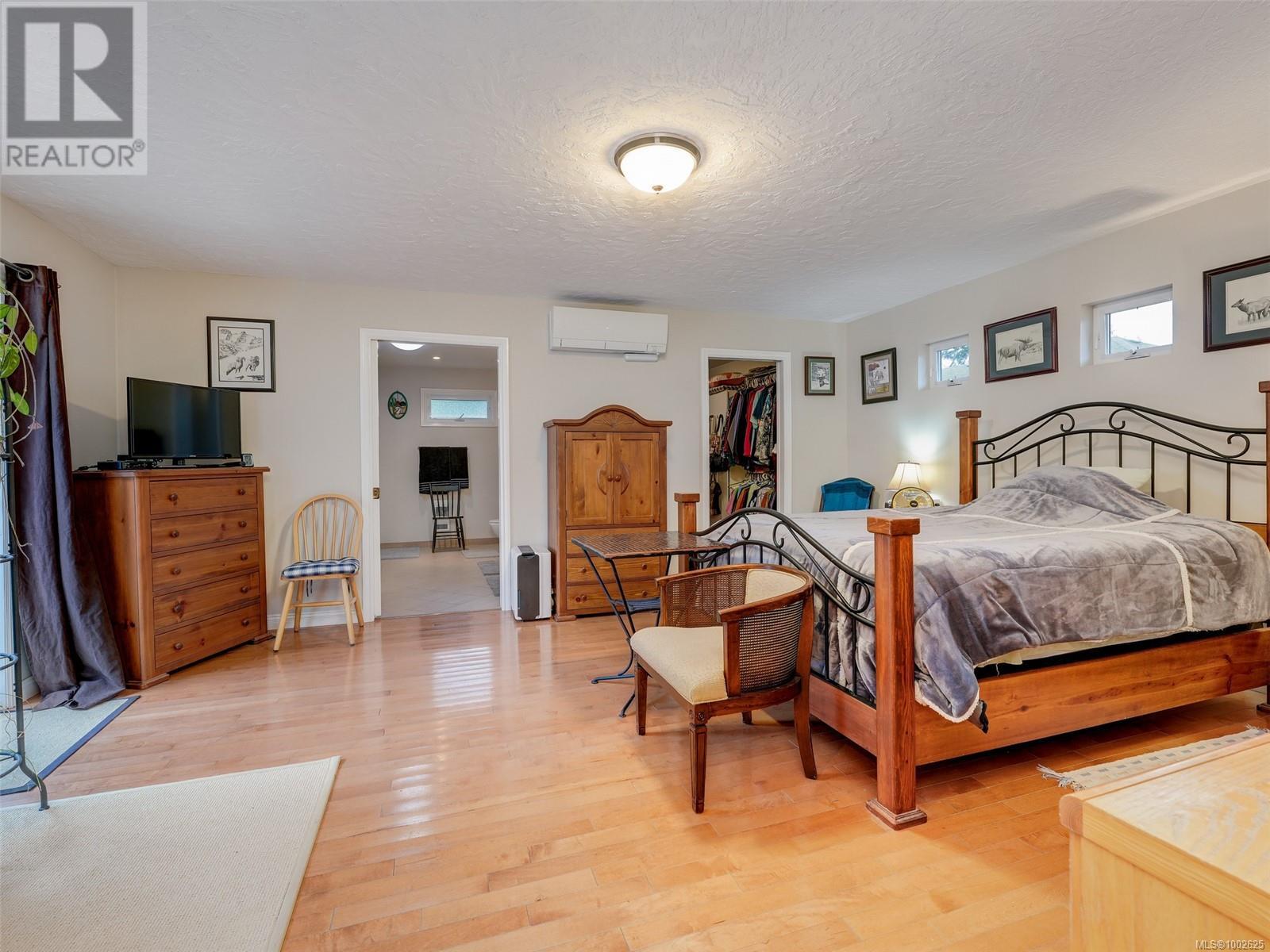 2175 Maple Ave N, Sooke