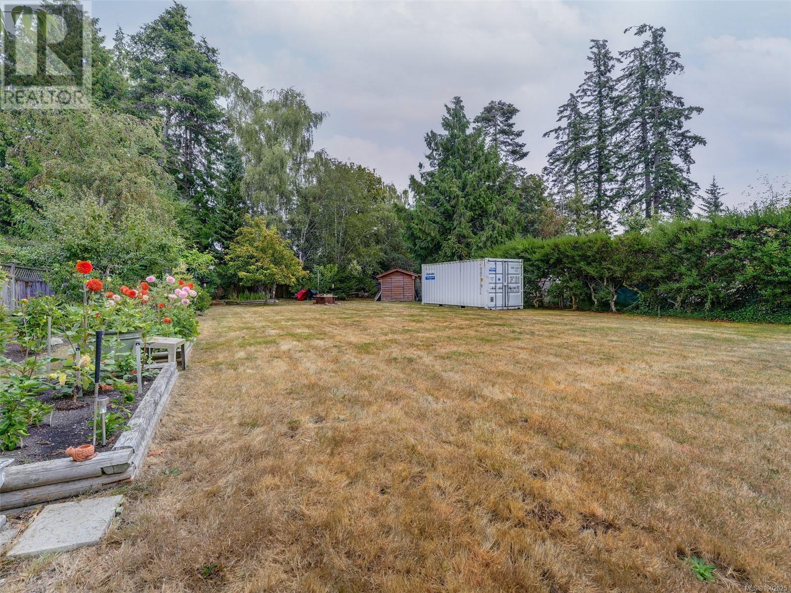 2175 Maple Ave N, Sooke