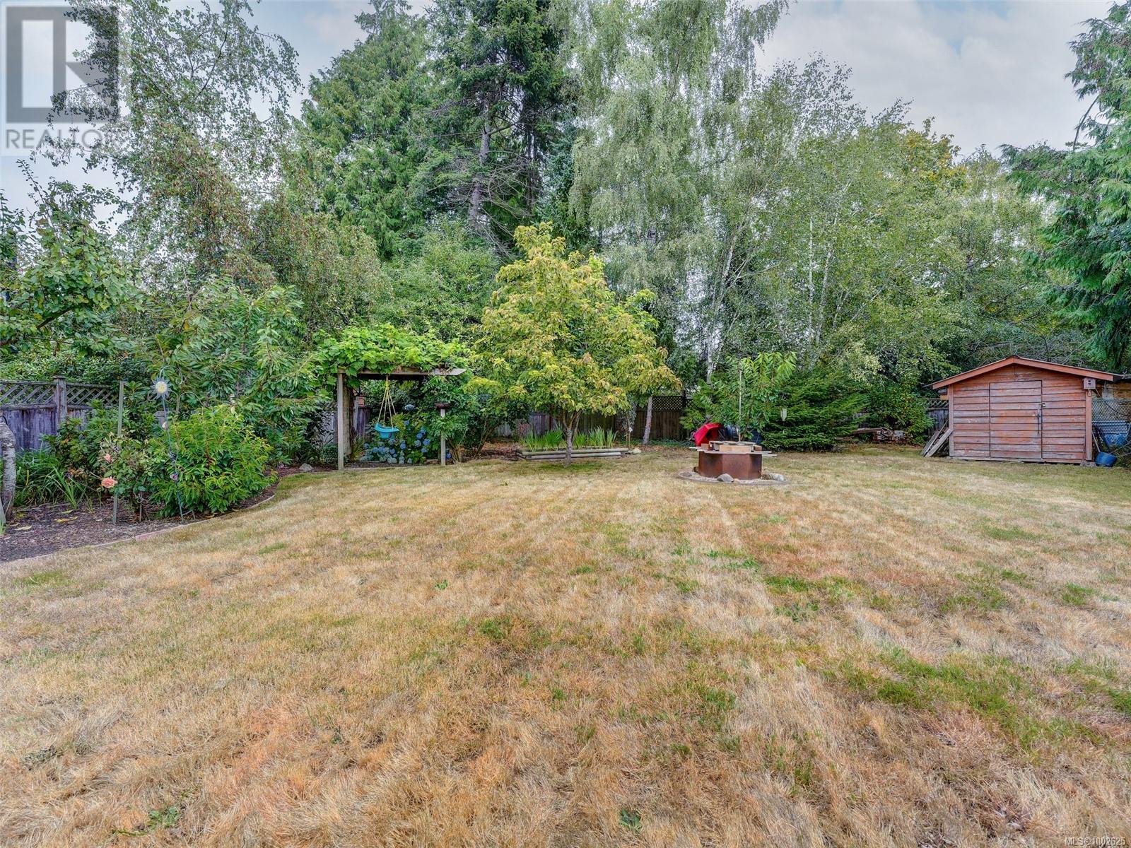 2175 Maple Ave N, Sooke