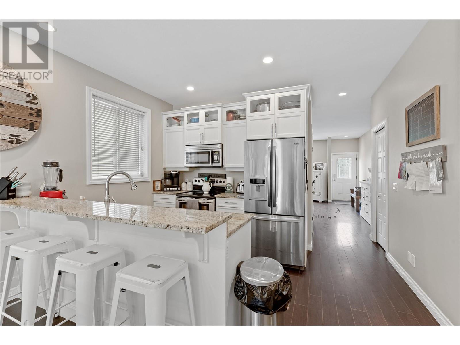 3515 Jackson Avenue, Armstrong