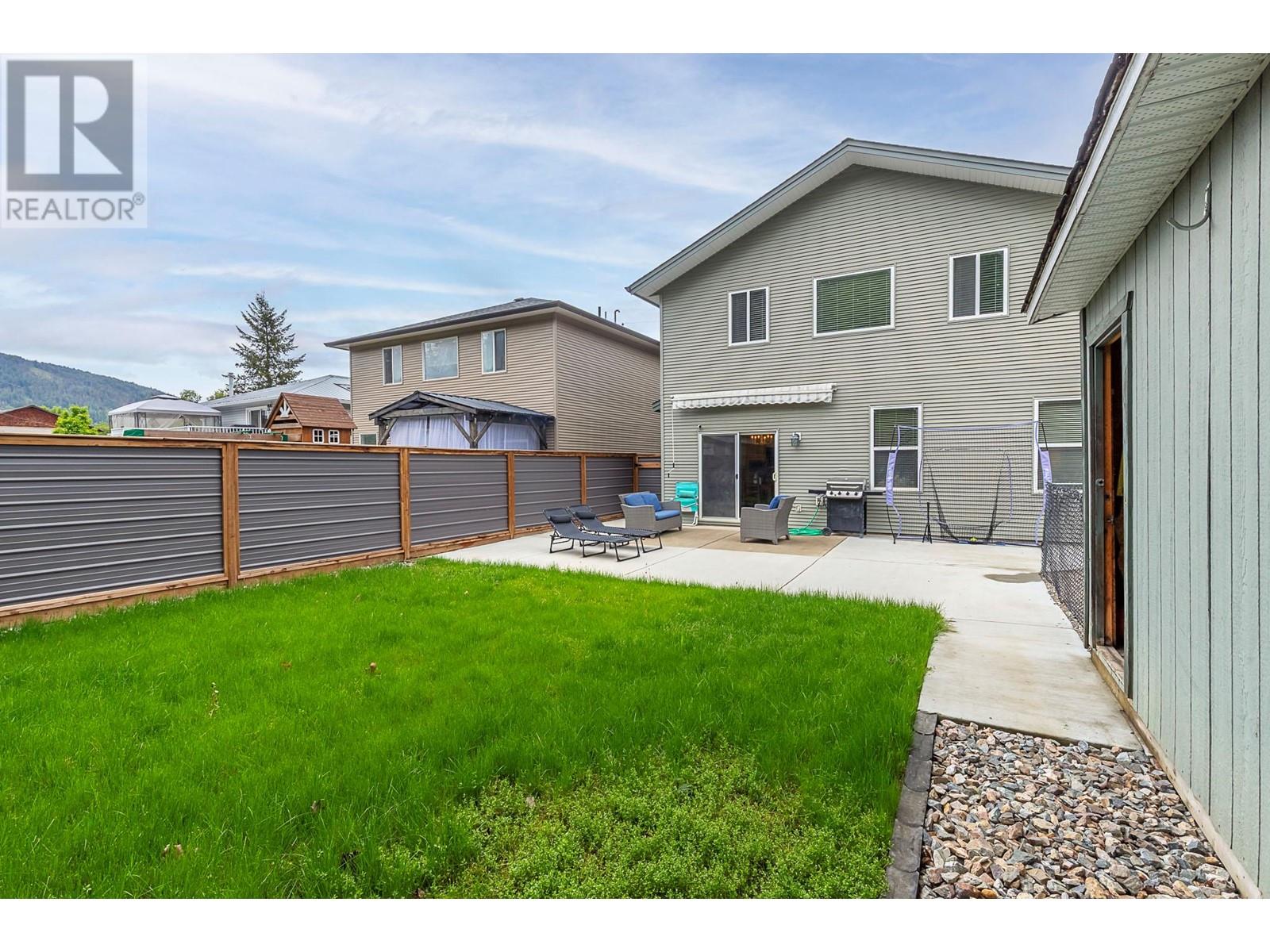 3515 Jackson Avenue, Armstrong