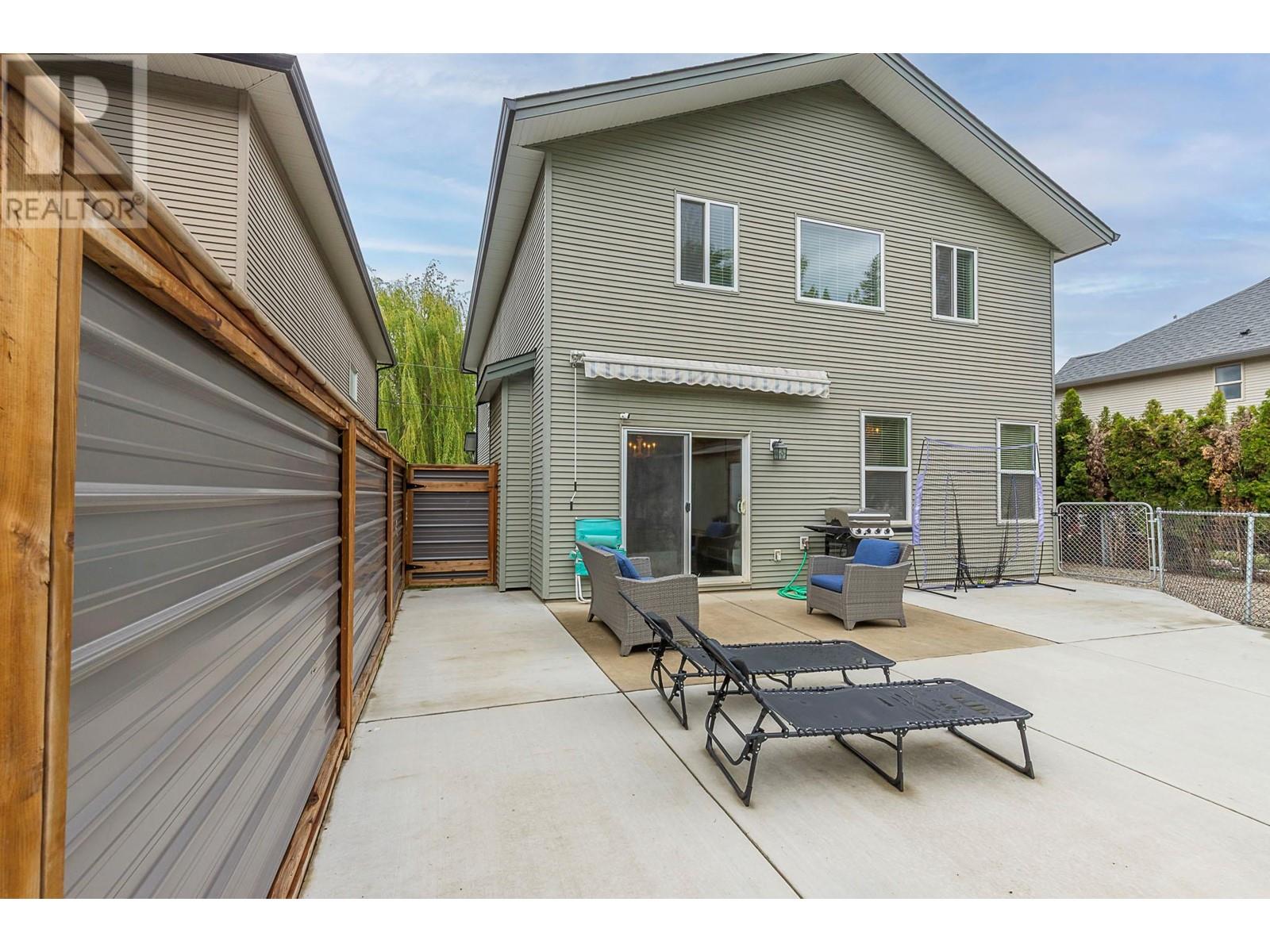 3515 Jackson Avenue, Armstrong