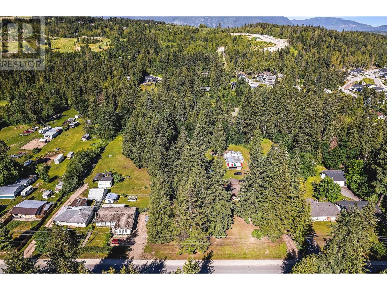 Photo 6 of 6721 50th Street Ne, Salmon Arm BC