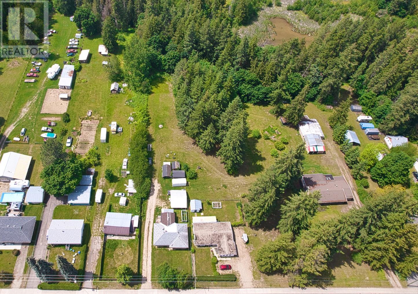 Photo 18 of 6661 50th Street Ne, Salmon Arm BC