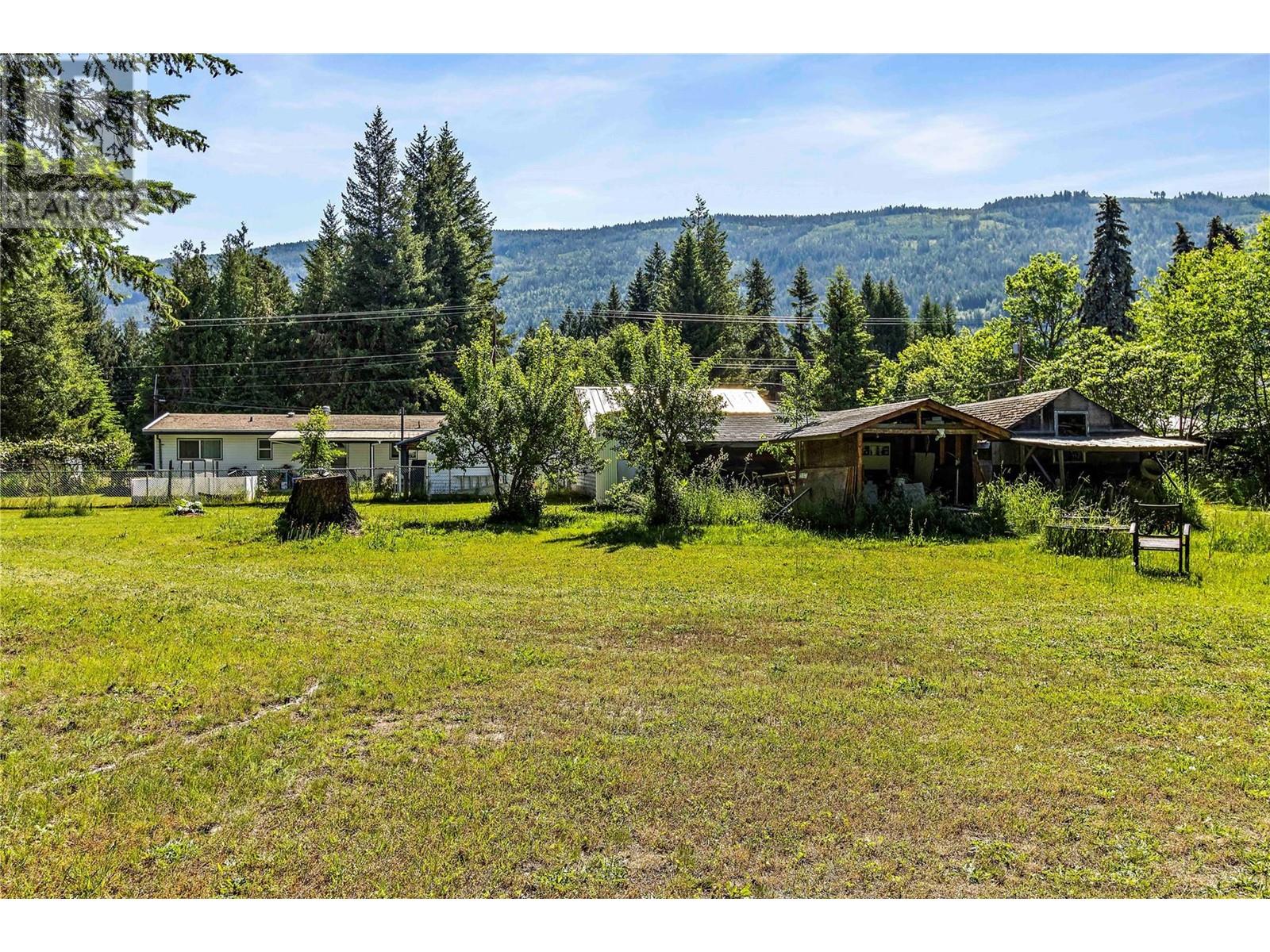 Photo 35 of 6661 50th Street Ne, Salmon Arm BC