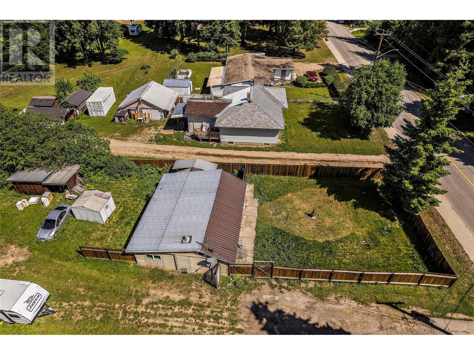  6611 50TH Street Northeast, Salmon Arm