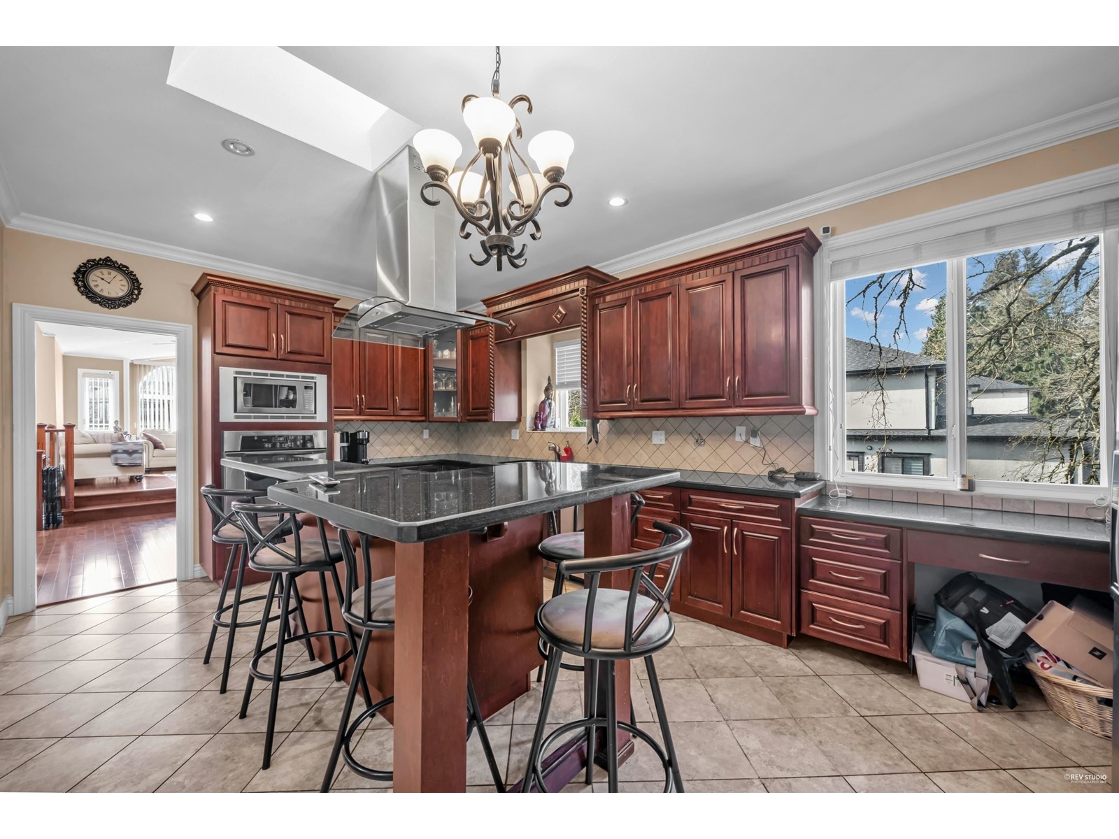 Photo 6 of 12699 99 Avenue, Surrey BC