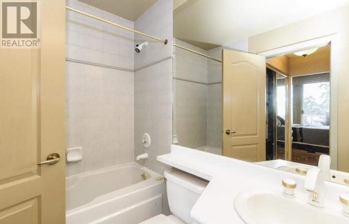 Photo 12 of 402 6888 Station Hill Drive, Burnaby BC