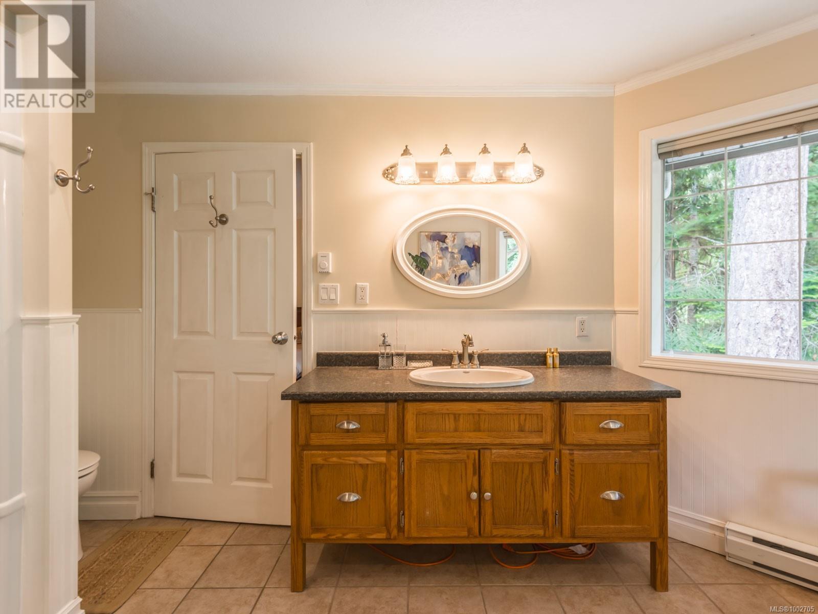 3961 Dunsmuir St, Port Alberni