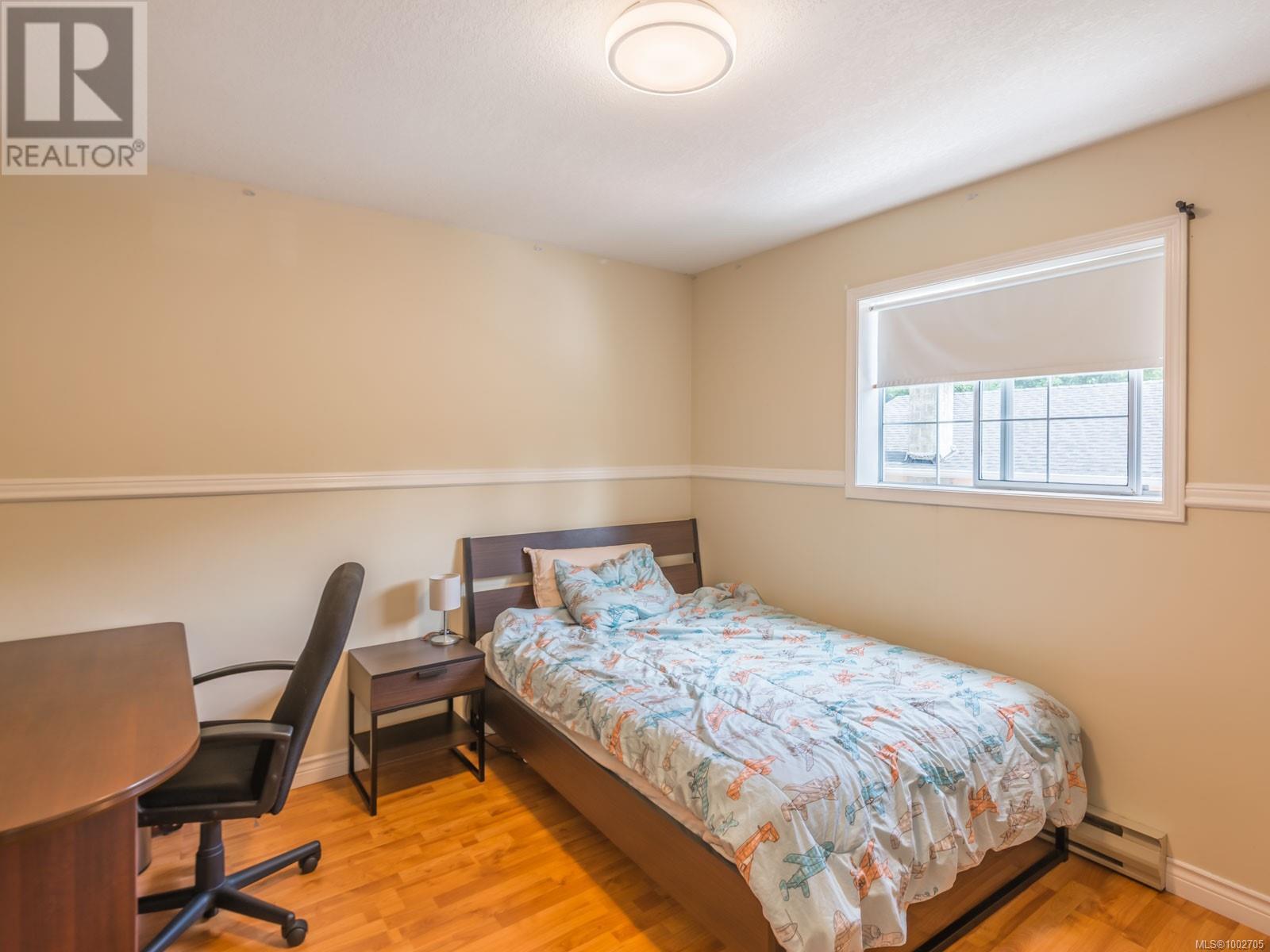 3961 Dunsmuir St, Port Alberni