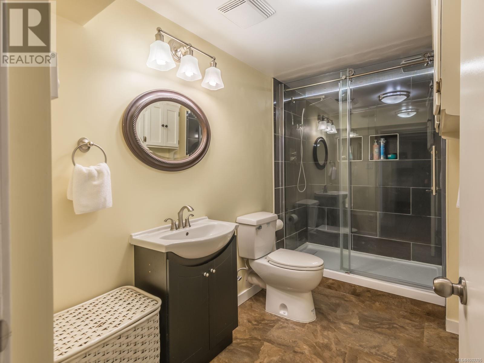 3961 Dunsmuir St, Port Alberni