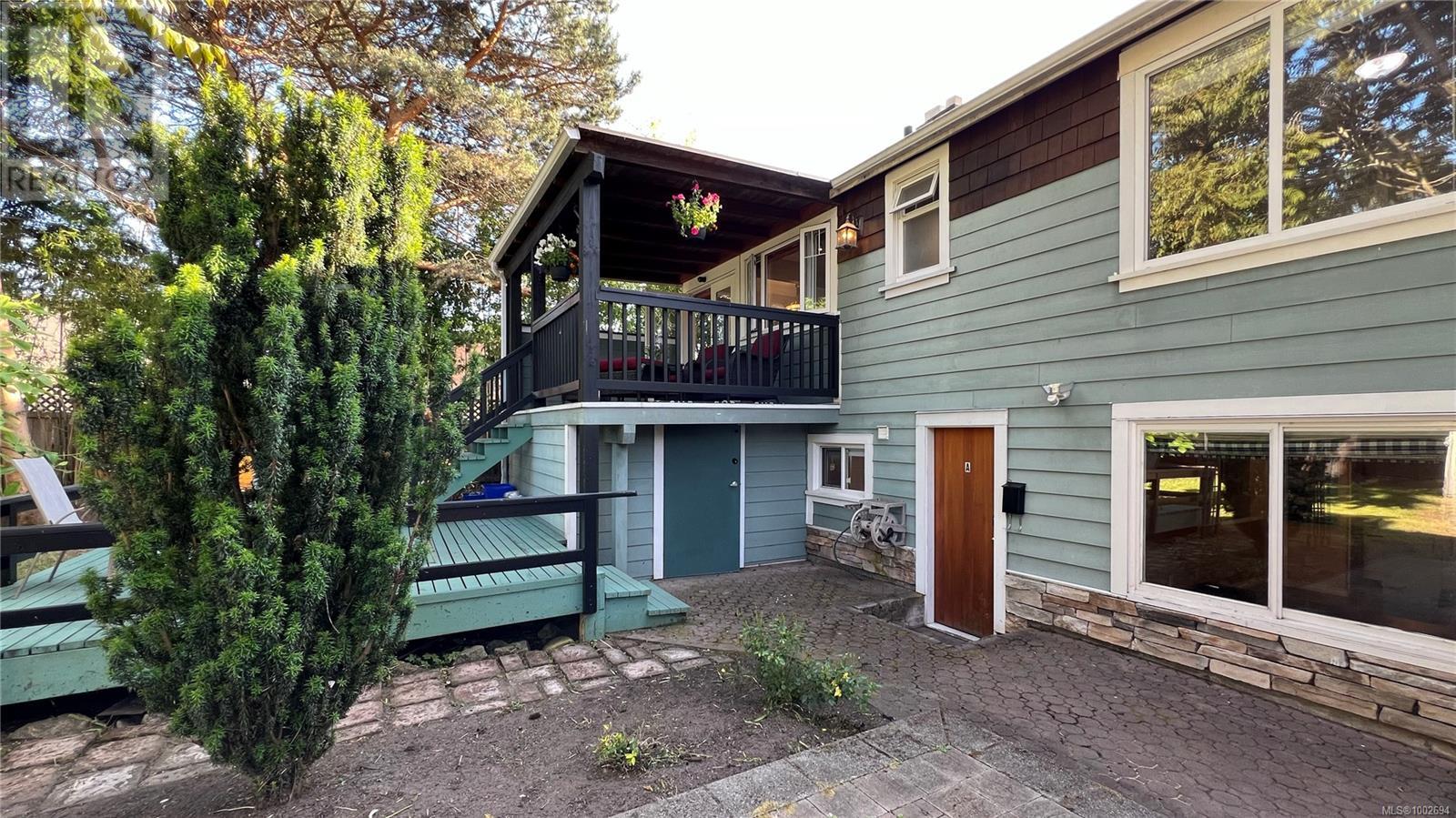 Photo 41 of 2139 Foul Bay Rd, Oak Bay BC