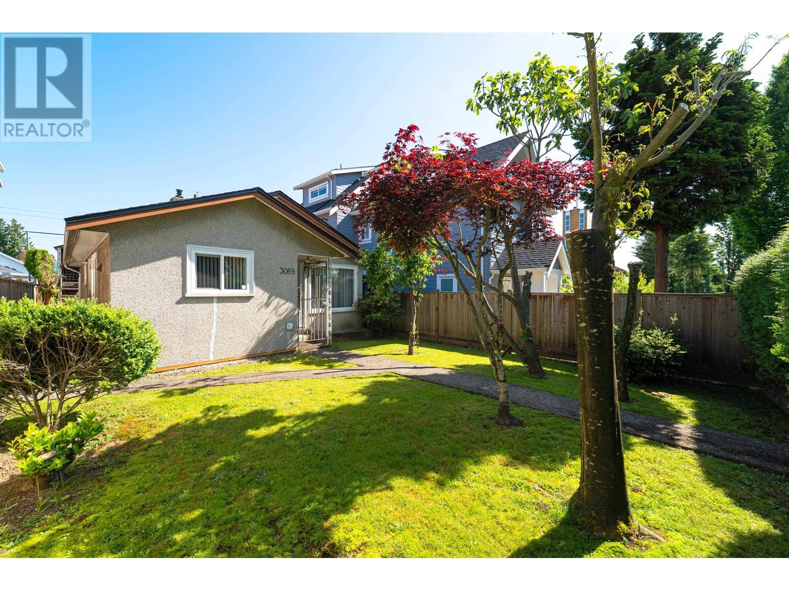 Photo 2 of 3089 E 1st Avenue, Vancouver BC