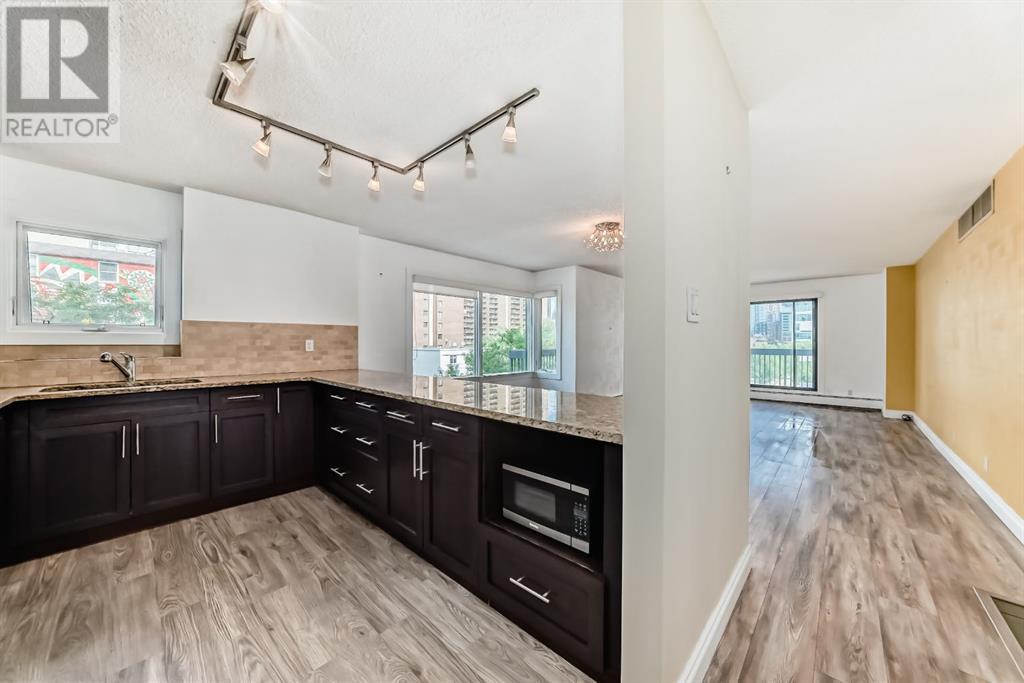 Single Family House for Sale in    Avenue SW Beltline Calgary 