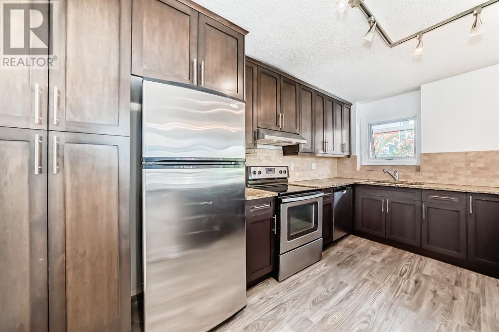 Single Family House for Sale in    Avenue SW Beltline Calgary 