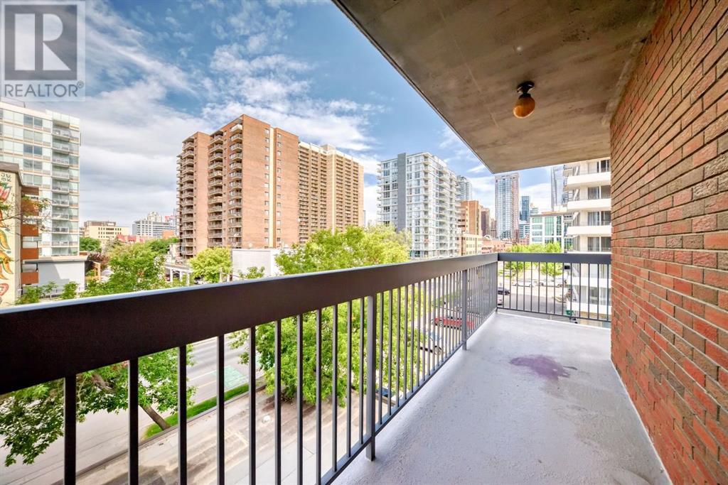Single Family House for Sale in    Avenue SW Beltline Calgary 