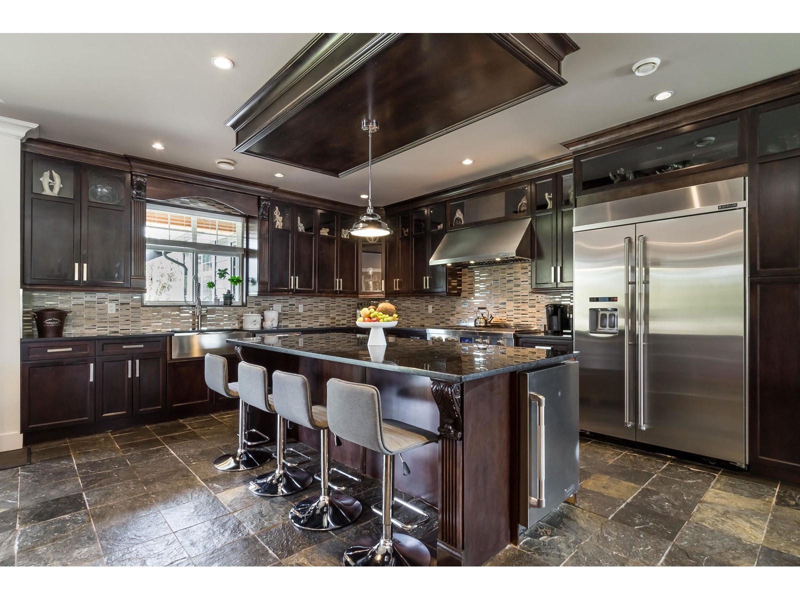 5860 BAYNES STREET, Abbotsford real estate listing R2986725