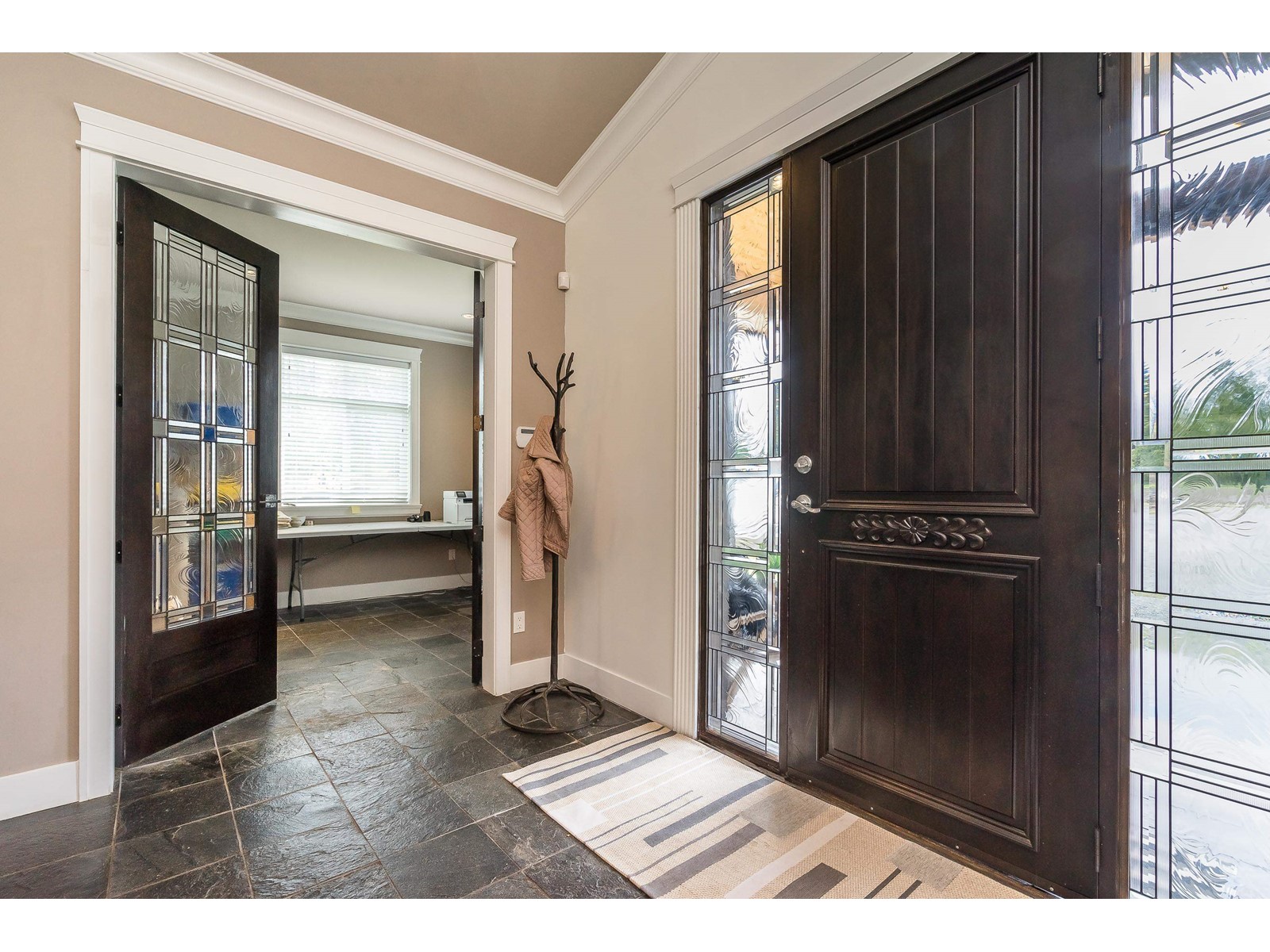 5860 BAYNES STREET, Abbotsford real estate listing R2986725
