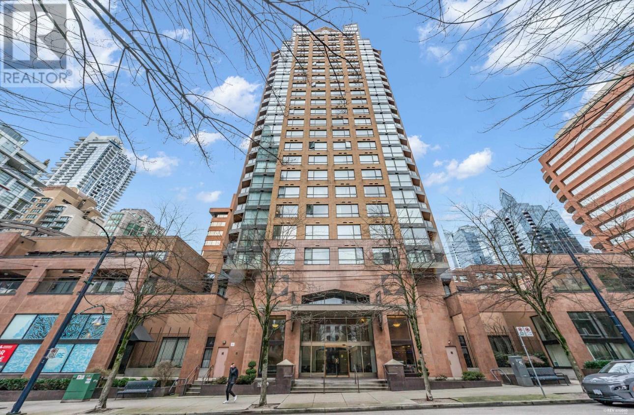 Photo 11 of 2007 1189 Howe Street, Vancouver BC