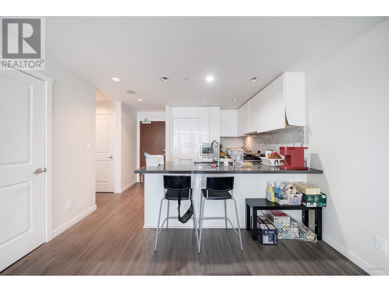 Photo 8 of 1001 7338 Gollner Avenue, Richmond BC