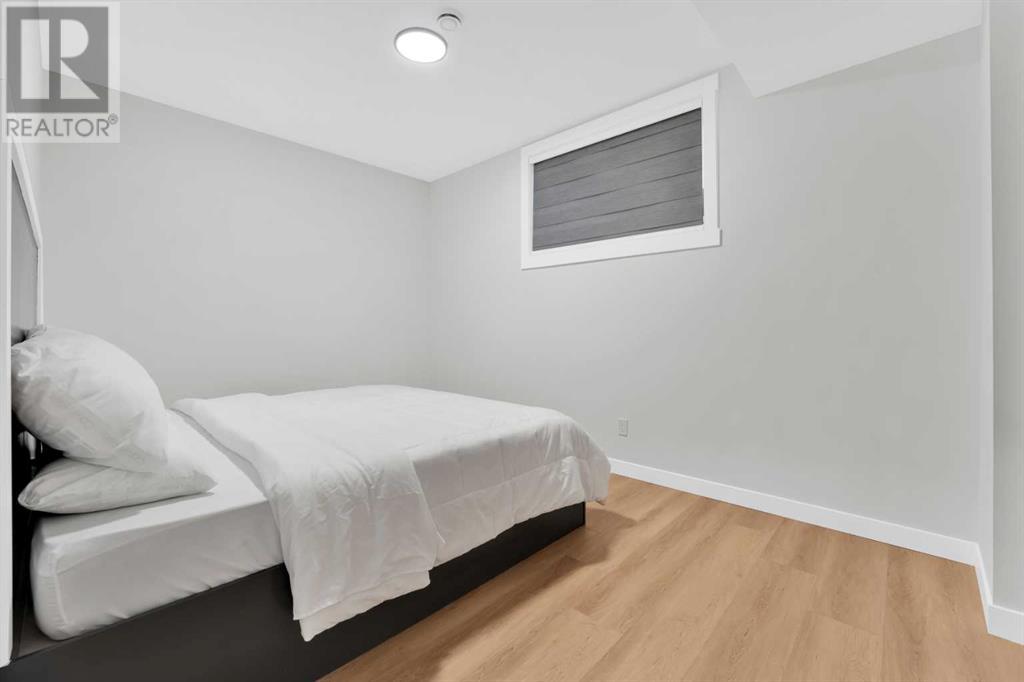 Single Family House for Sale in   Avenue SE Willow Park Calgary 