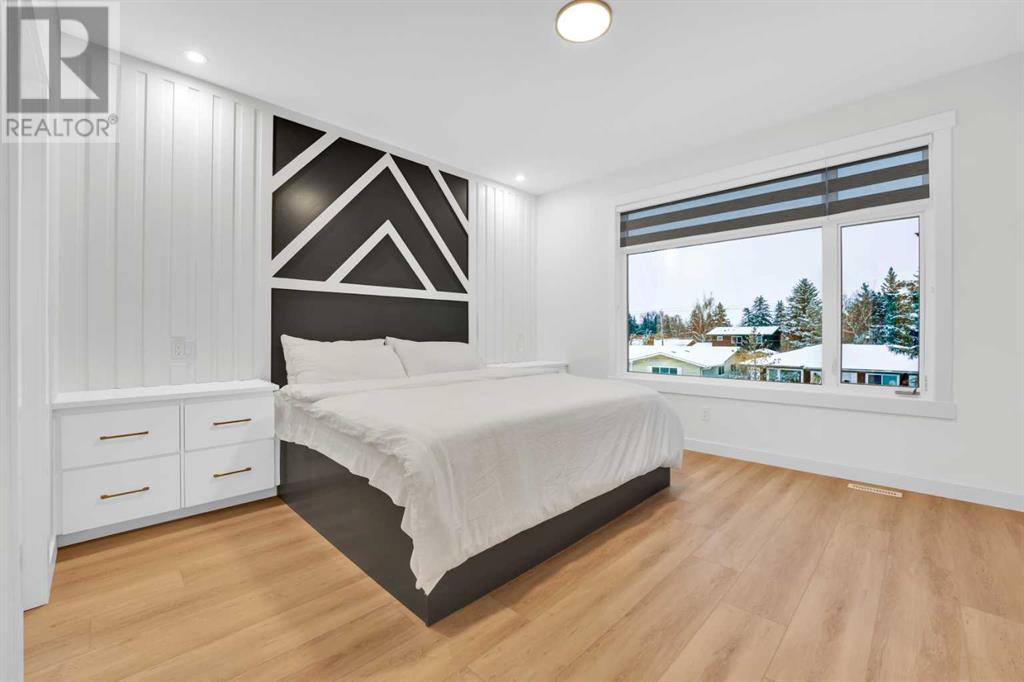Single Family House for Sale in   Avenue SE Willow Park Calgary 