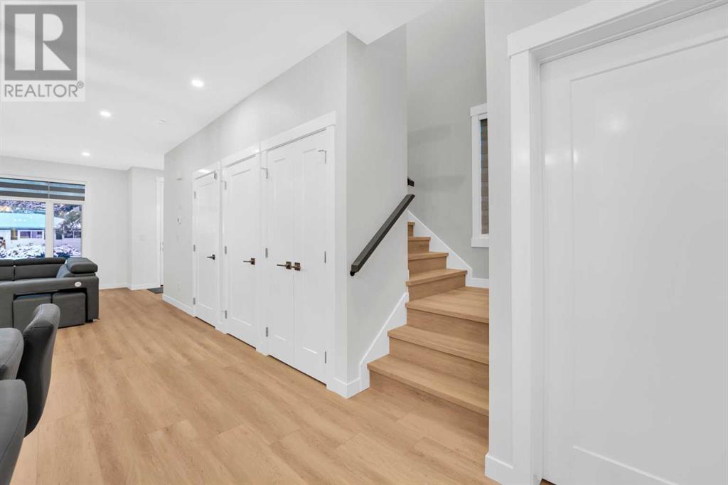 Single Family House for Sale in   Avenue SE Willow Park Calgary 