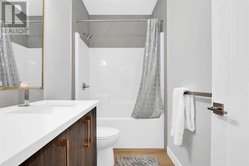 Single Family House for Sale in   Avenue SE Willow Park Calgary 