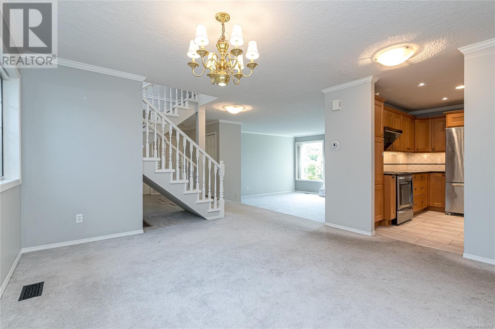 Photo 13 of 4301 Maltwood Close, Saanich BC
