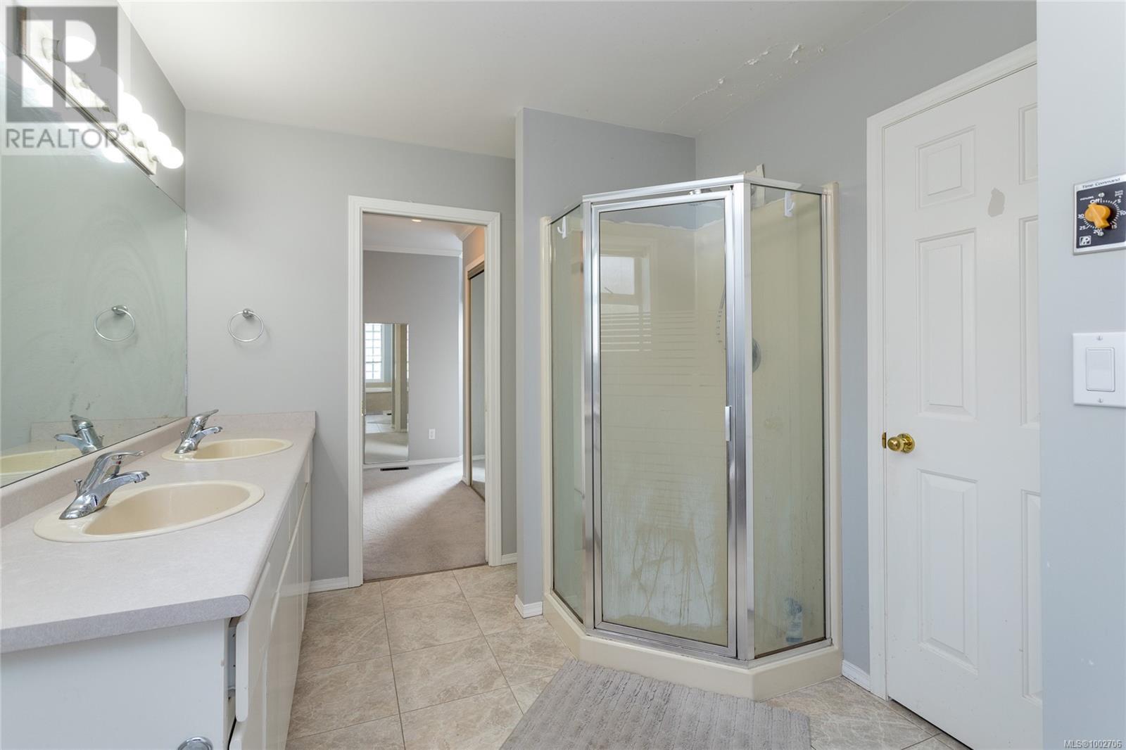 Photo 33 of 4301 Maltwood Close, Saanich BC