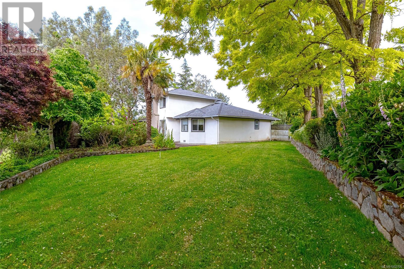 Photo 47 of 4301 Maltwood Close, Saanich BC